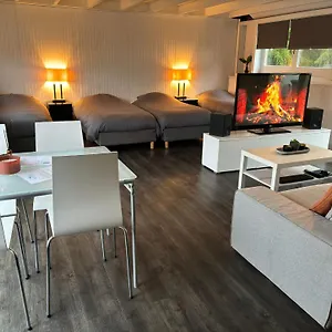 Bed & Breakfast Boathouse